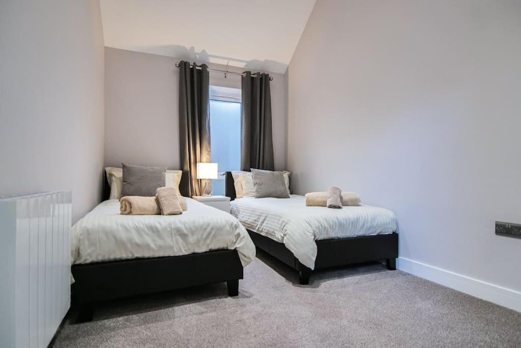 Hoxne Cottages - Rose Cottage With Private Hot Tub York Bagian luar foto